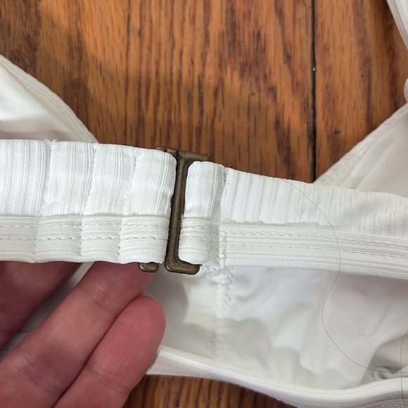 Andie Valencia Bikini Top Ribbed White size S M NWT - Picture 5 of 7
